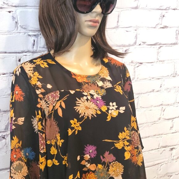 NWT! Anthology - black dress with floral print & pleated skirt - Picture 6 of 11